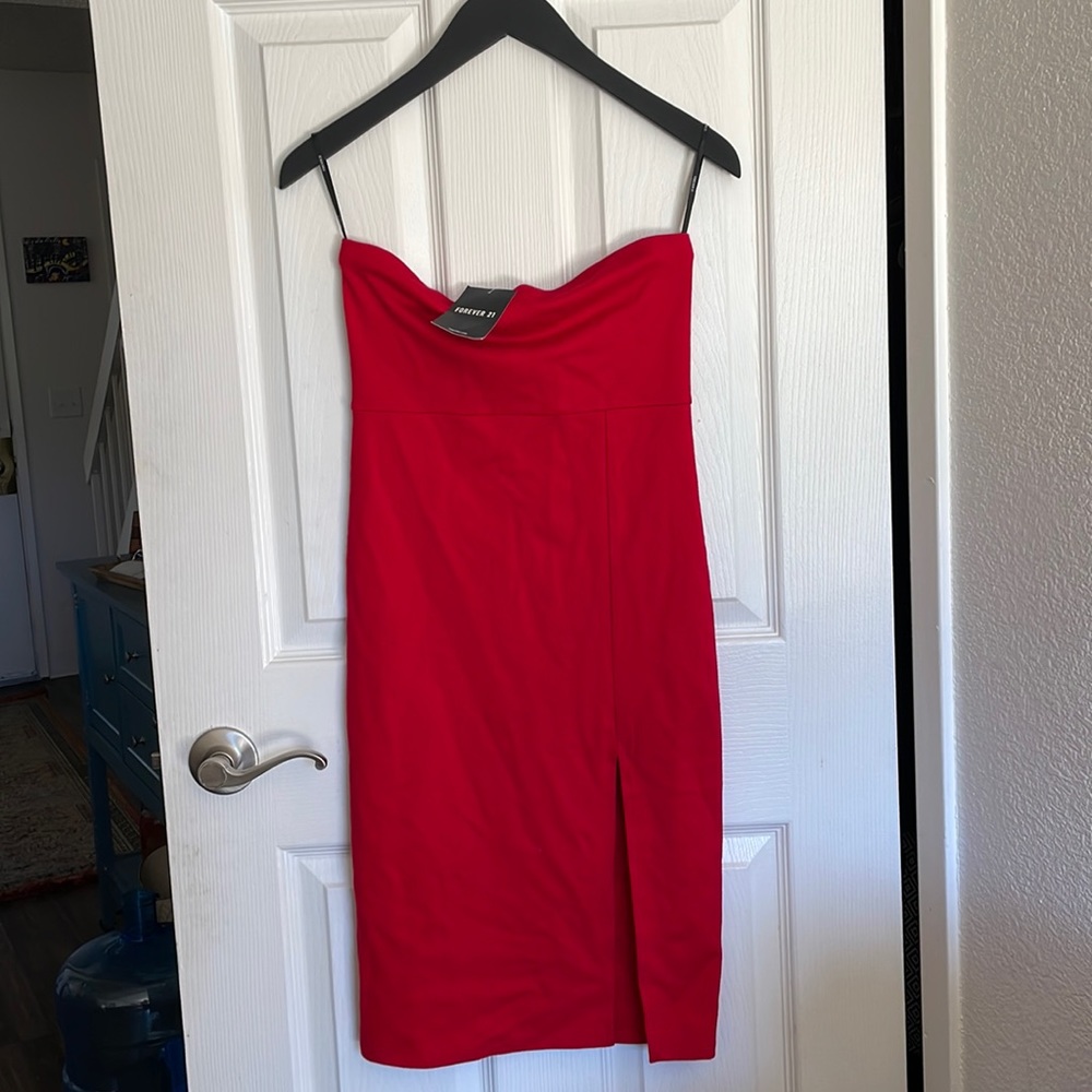 🆕 Forever 21 Red Strapless Dress